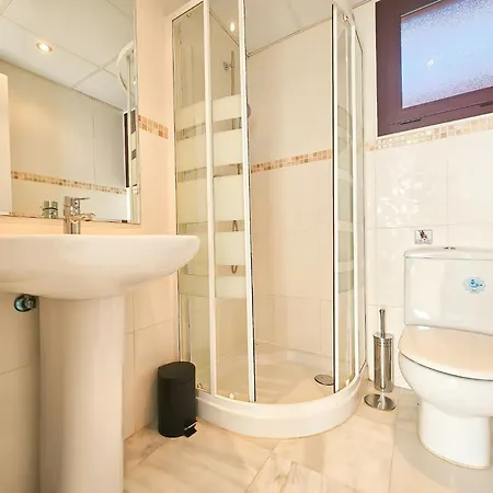 Quiet Location Between La Cala And Fuengirola *
